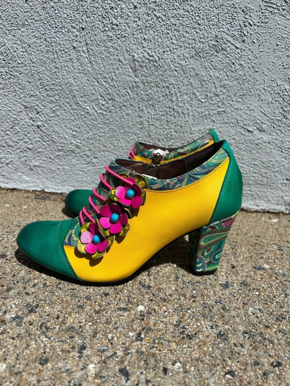 SOFFIA Douce Marguerite Floral Pump Brogues Size 37